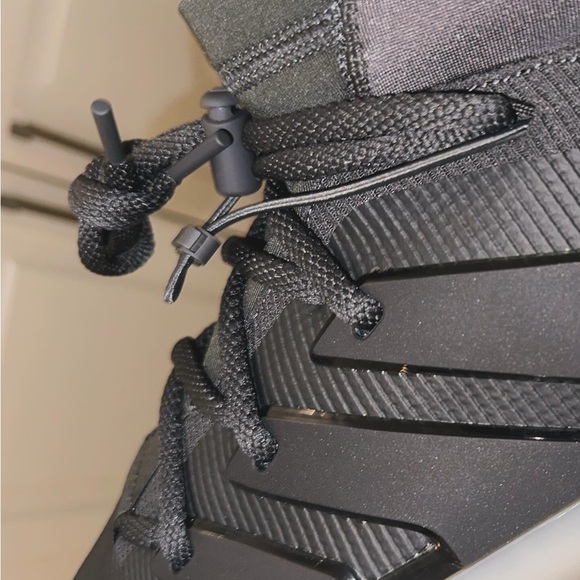 FEAR OF GOD x ADIDAS BASKETBALL 1 - Picture 7 of 8